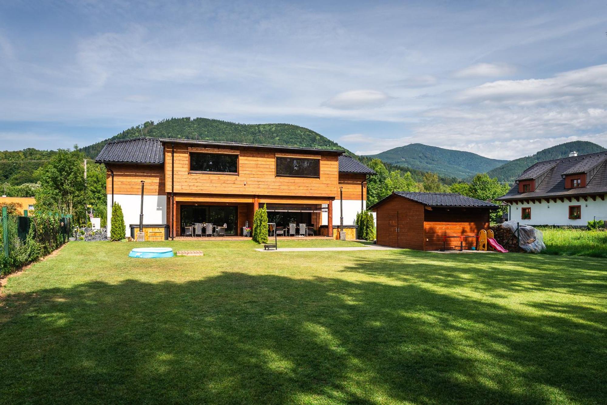 Luxapart Golf Ostrawica Zewnętrze zdjęcie