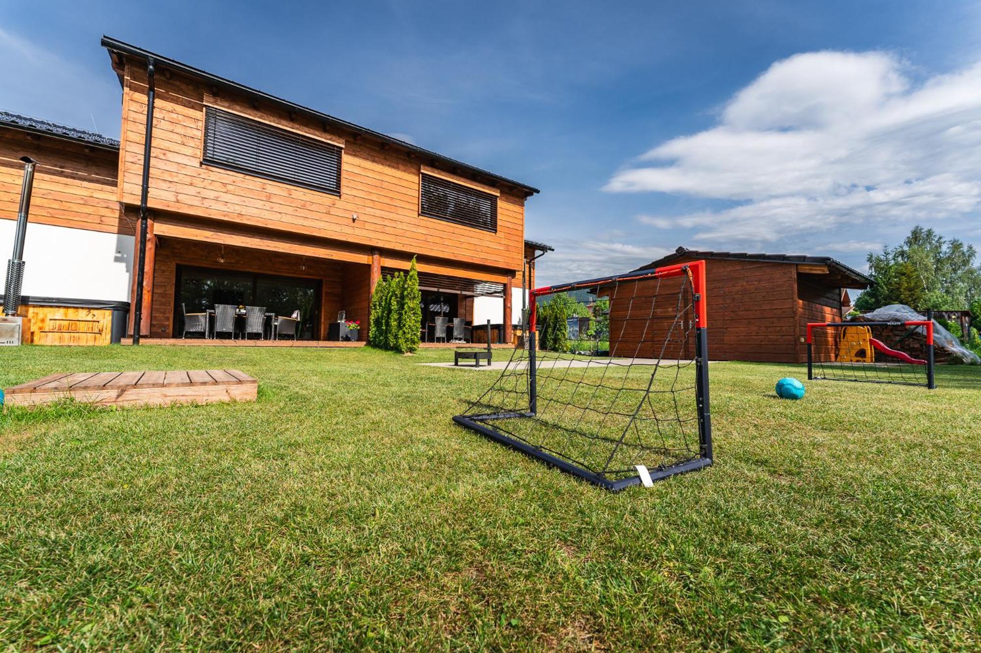 Luxapart Golf Ostrawica Zewnętrze zdjęcie